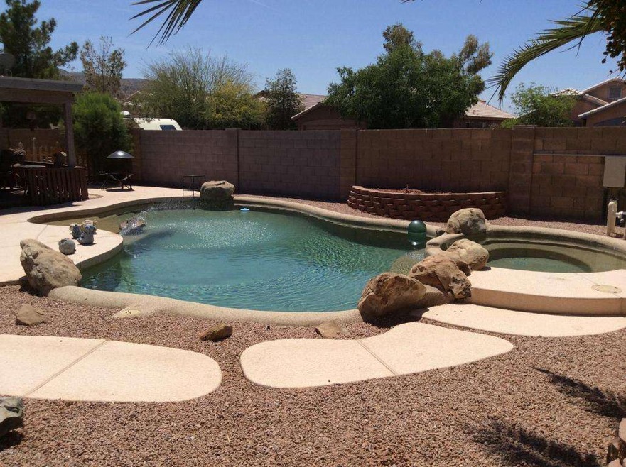 2602 E Beverly Rd Backyard 7
