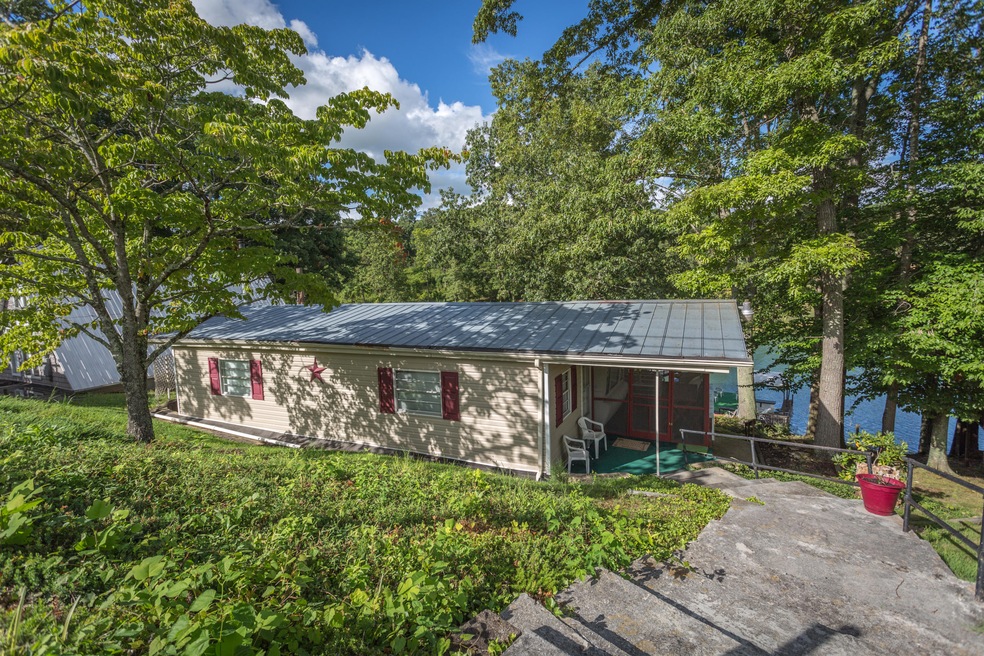 244 Hampton Dr, Rutledge, TN 37861 - photo 1