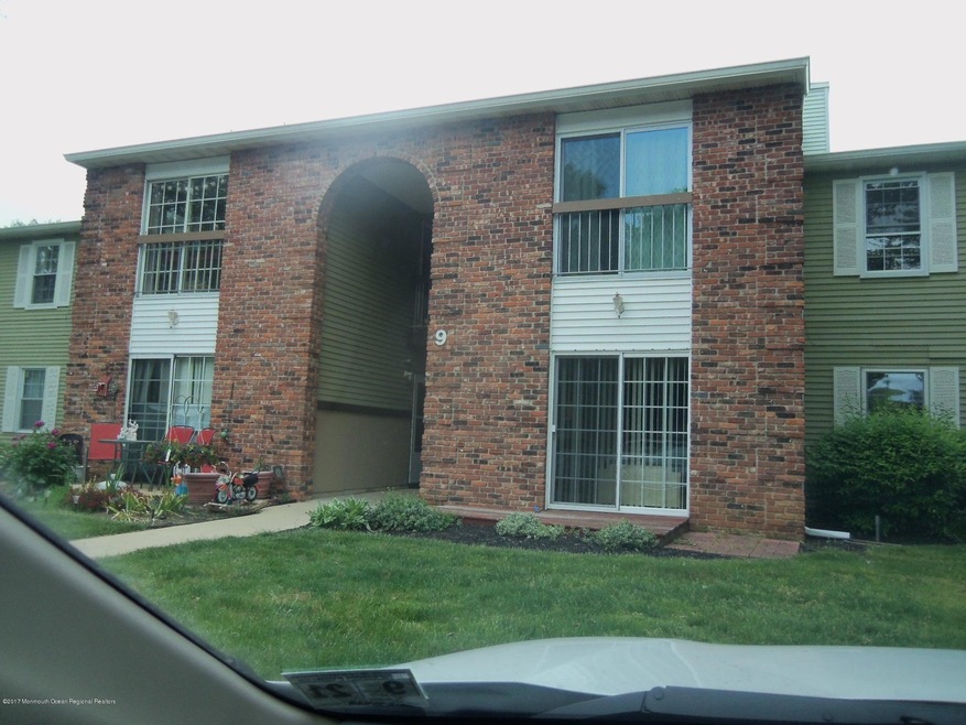 9-7 Seattle Ct unit 7, Freehold, NJ 07728 - photo 1