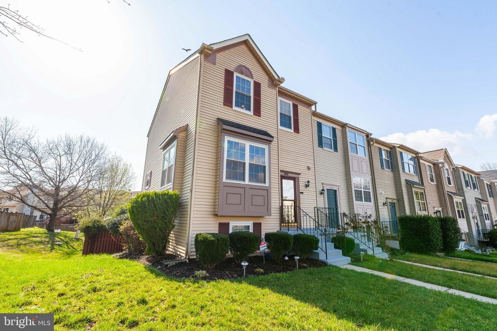 17401 Cosgrove Way, Dumfries, VA 22026 - photo 1