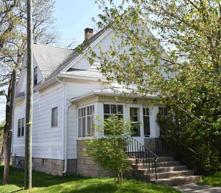 124 S Shore Dr, Elkhart, IN 46516 - photo 1