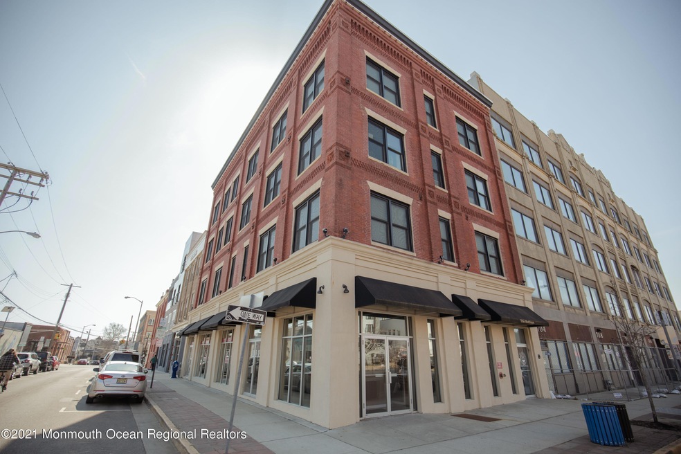 Outside Bond & Mattison