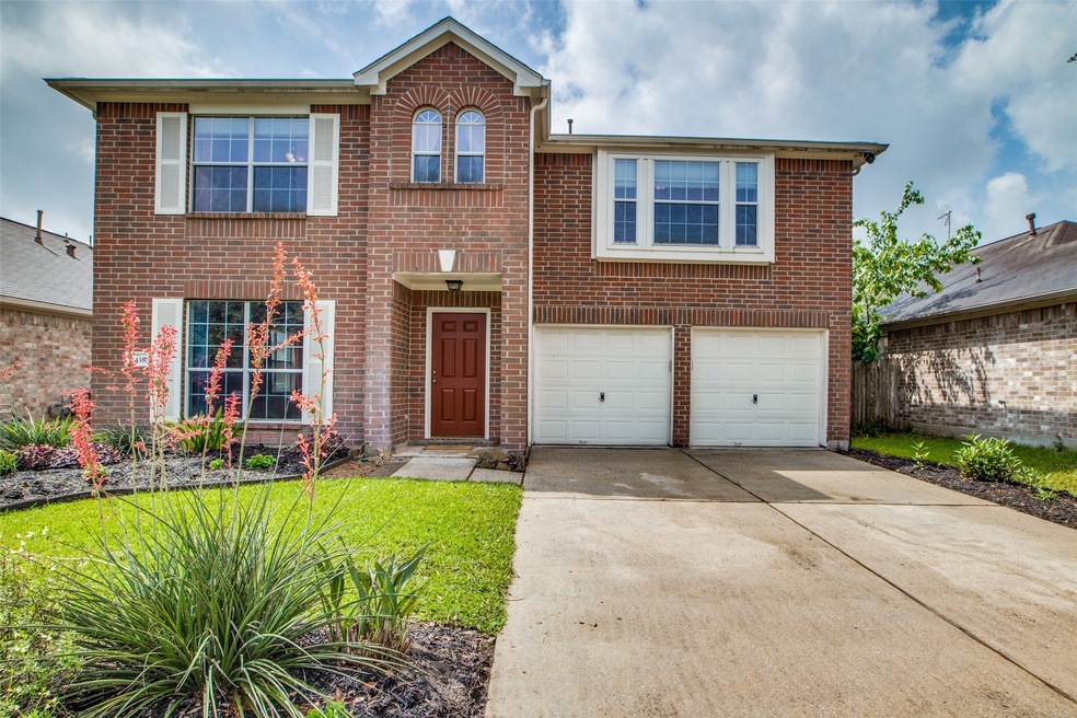 2438 Fox River Ln, Spring, TX 77386 - photo 1