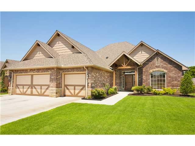 19800 Crest Ridge Dr, Edmond, OK 73012 - photo 1