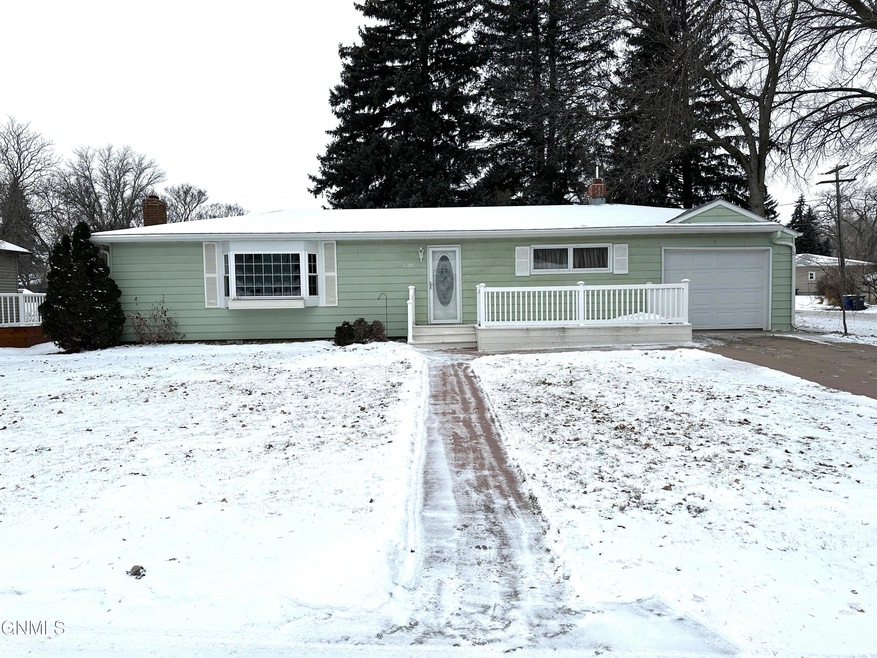 1437 3rd Ave NW, Jamestown, ND 58401 - photo 1