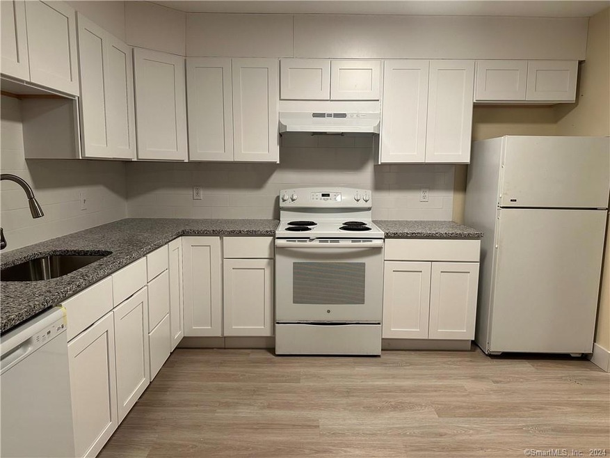 986 Whalley Ave unit A2, New Haven, CT 06515 - photo 1