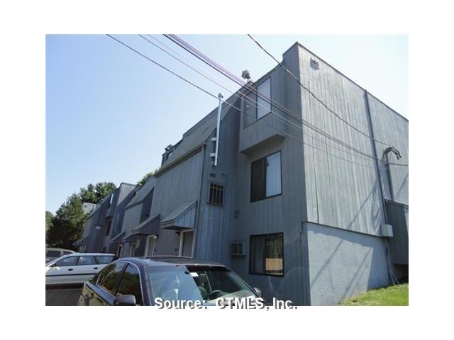Exterior Front. Exterior Front 183 A Thompson St, 