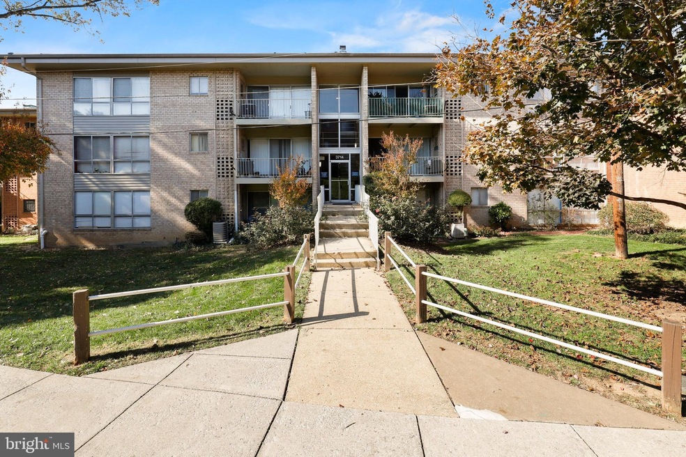 3714 N Rosser St unit 3714-2, Alexandria, VA 22311 - photo 1