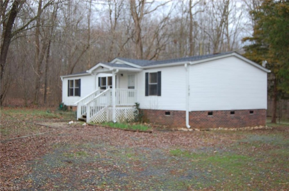 3592 Jennifer View Dr, Asheboro, NC 27205 - photo 1