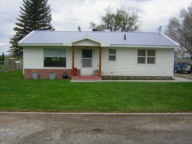 62 S 1200 W, Blackfoot, ID 83221 - photo 1