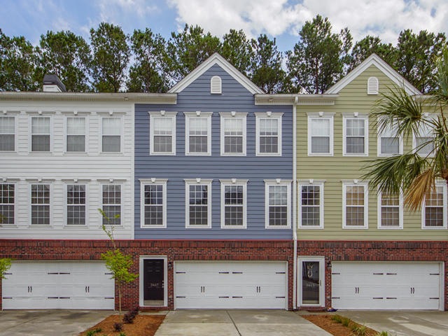 3467 Claremont