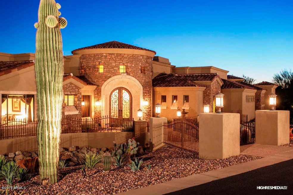 Amazing 'curb appeal'!