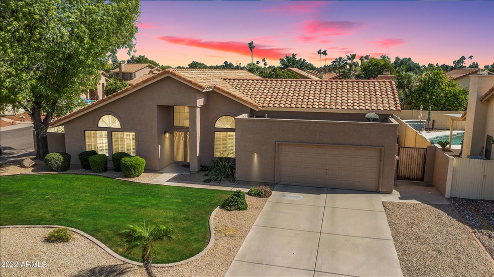 151 W Greentree Dr, Tempe, AZ 85284 - photo 1