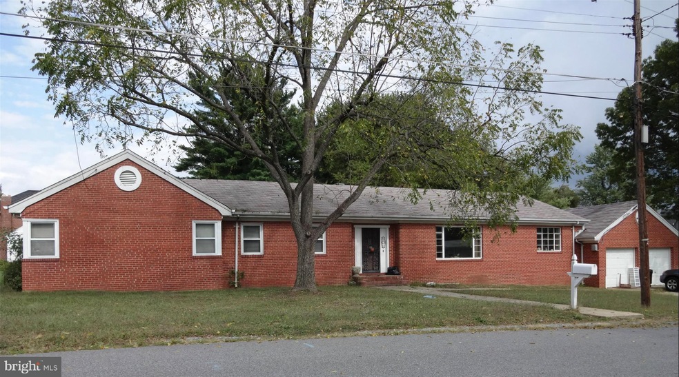 6906 Yataruba Dr, Gwynn Oak, MD 21207 - photo 1