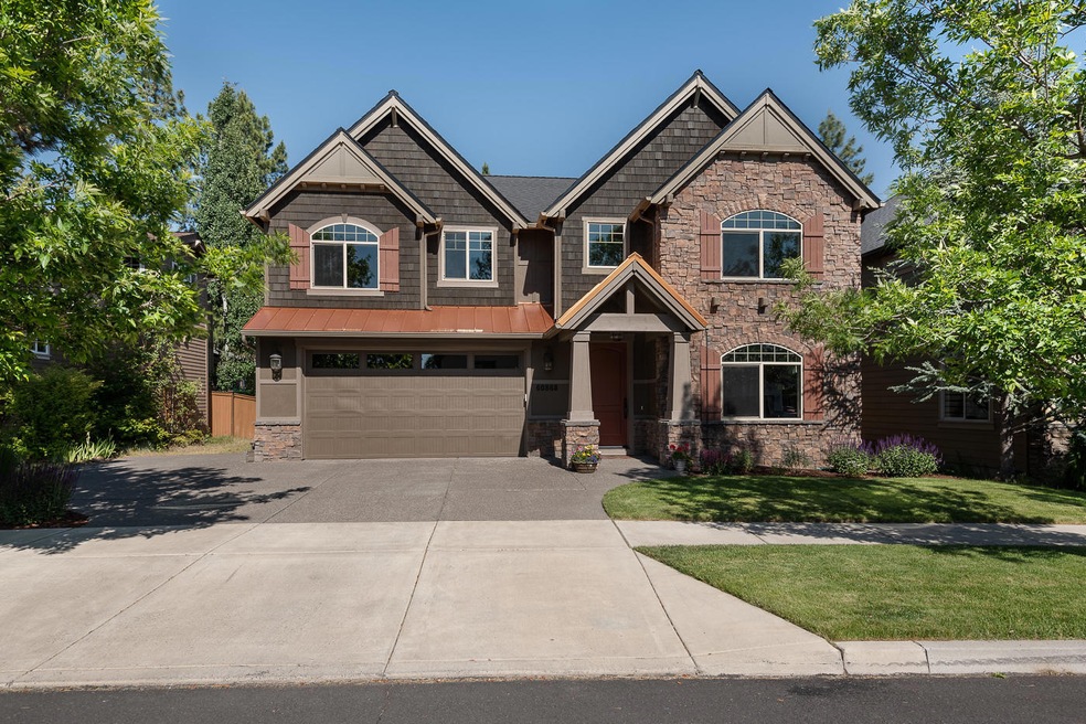 60868 Yellow Leaf St, Bend, OR 97702 - photo 1