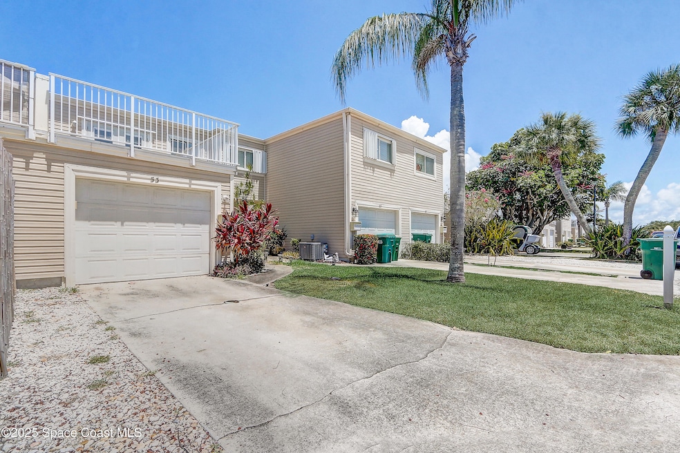 53 Emerald Court - 002