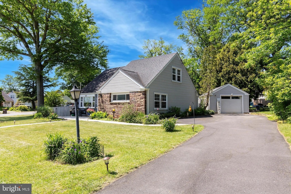 Sold $400,000 • Co-Listing Agent