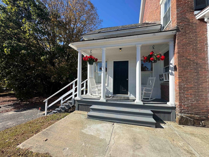 The cutest front porch you ever did see!
