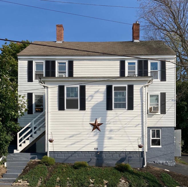 Hill St front