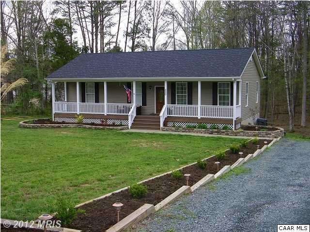 330 Poplar Dr, Louisa, VA 23093 - photo 1