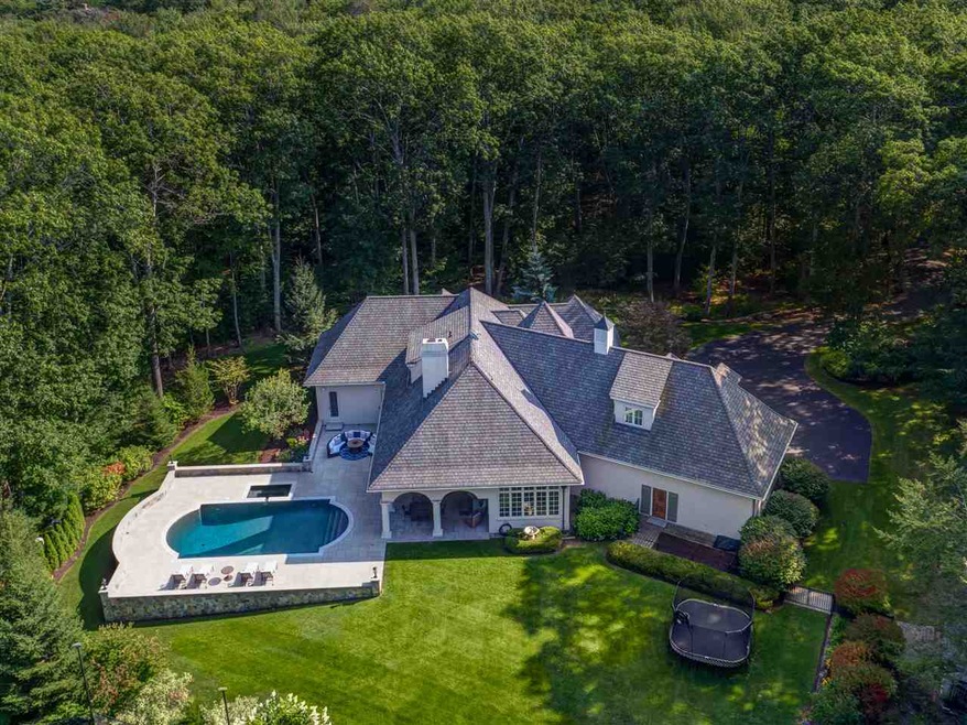 31 Chapel Rd, North Hampton, NH 03862 - photo 1