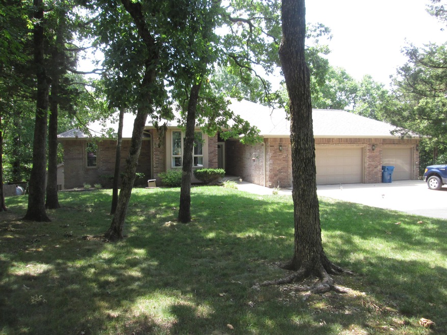 172 Overton Dr, Kimberling City, MO 65686 - photo 1