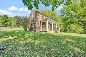 4050 W Midland Trail