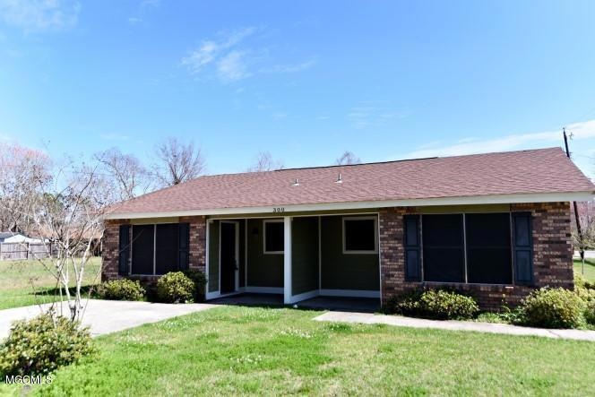 300 Gates Ave unit A, Long Beach, MS 39560 - photo 1