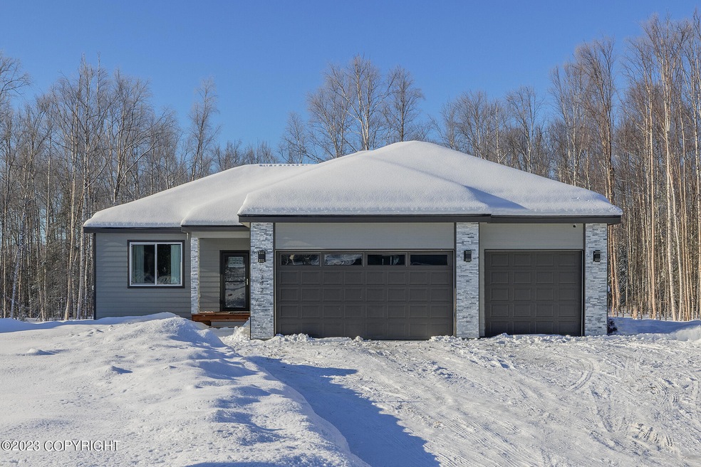 001 _ 2023.02.27 . 6392 W Creeksedge Dr