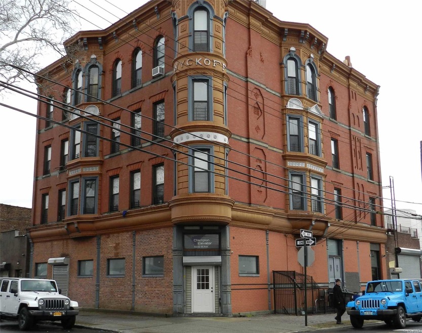 9302 95th Ave, Ozone Park, NY 11416 - photo 1