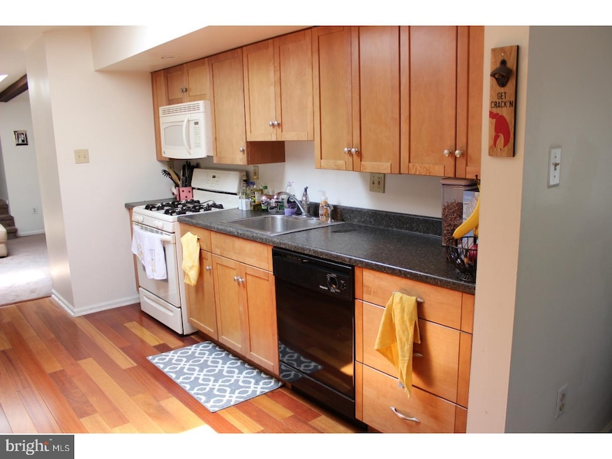 33 Kings Hwy E unit 3RD FL, Haddonfield, NJ 08033 - photo 1