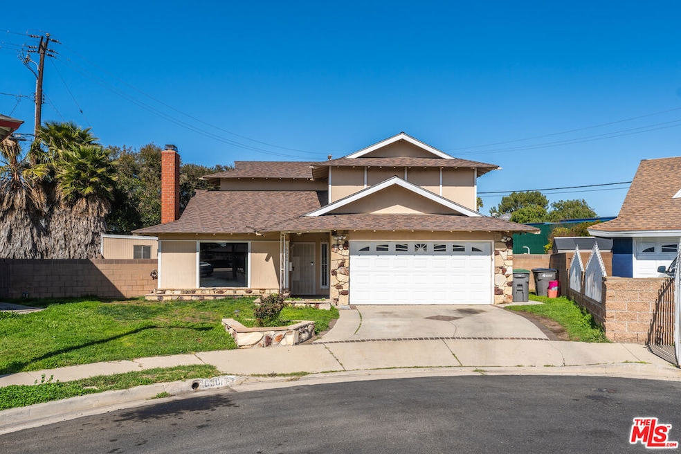 Sold $800,000 • Co-Listing Agent