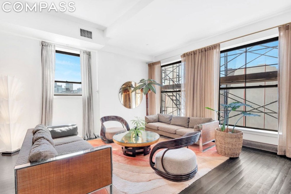 Sold $1,135,000 • Co-Listing Agent