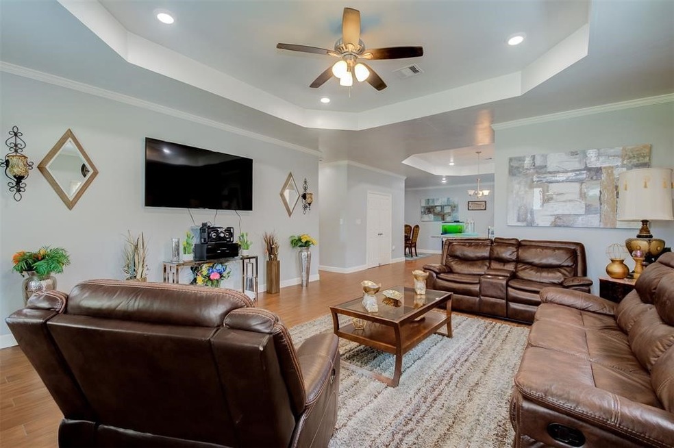 4506 Earline St, Houston, TX 77016 - photo 1