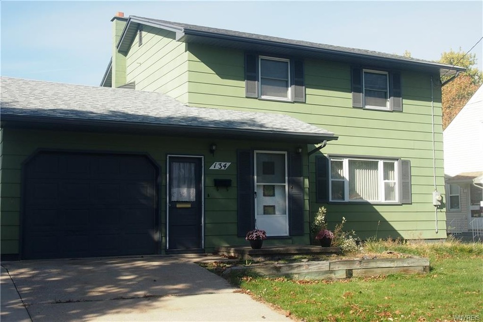 134 12th Ave, North Tonawanda, NY 14120 - photo 1