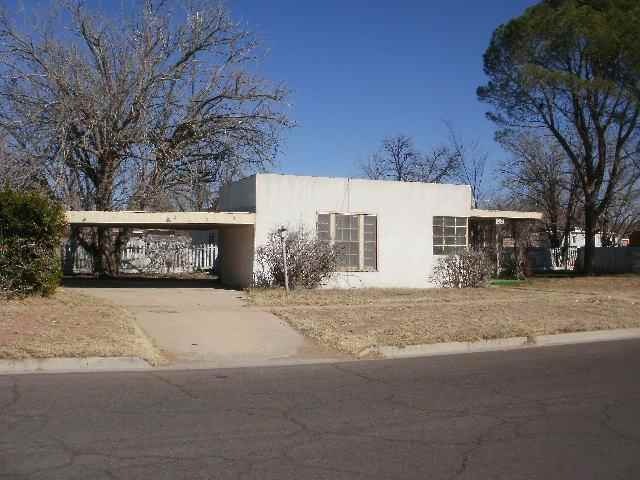 206 W Scharbauer St, Hobbs, NM 88240 - photo 1