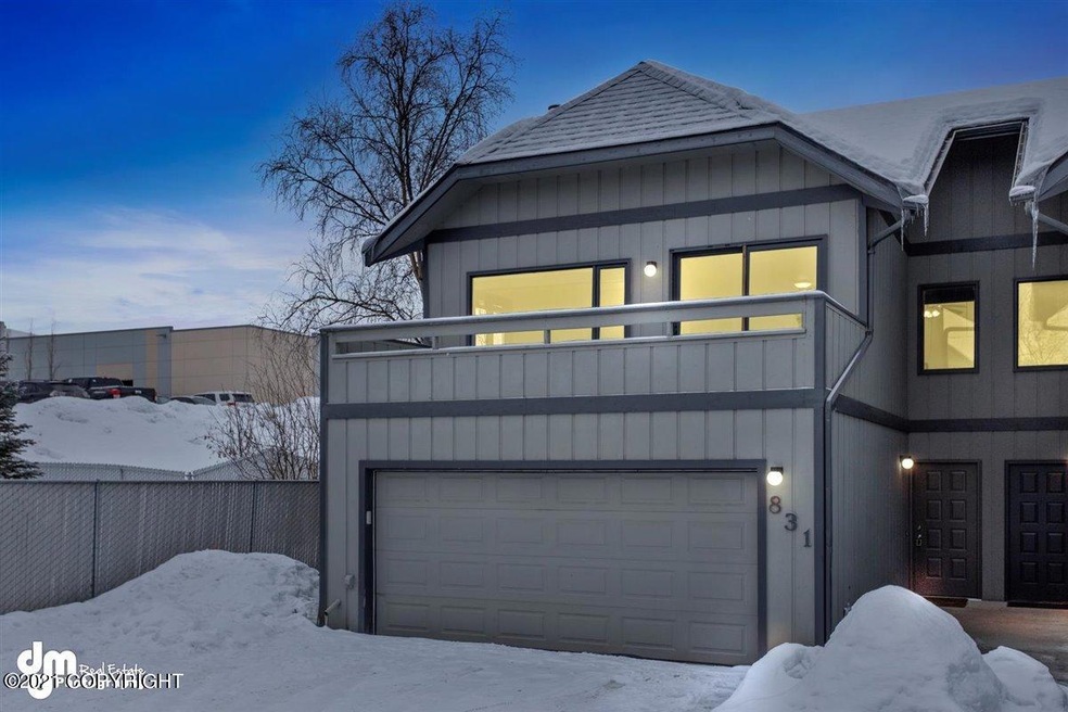 01-Exterior Front_SOPH5698 (1)