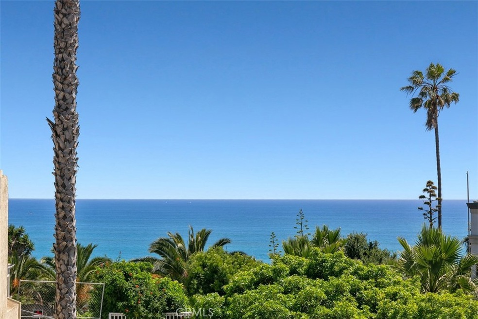 Sold $2,325,000 • Co-Listing Agent