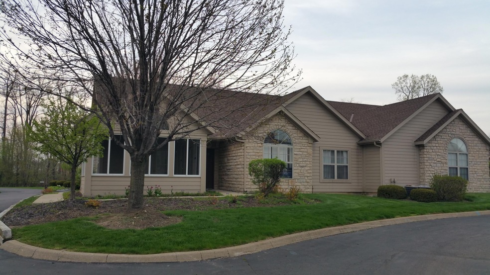 73 Potters Shed Dr unit 573, Reynoldsburg, OH 43068 - photo 1