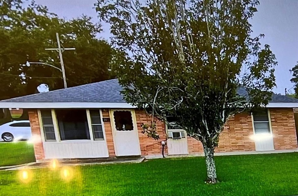 301 Barton Ave, Luling, LA 70070 - photo 1