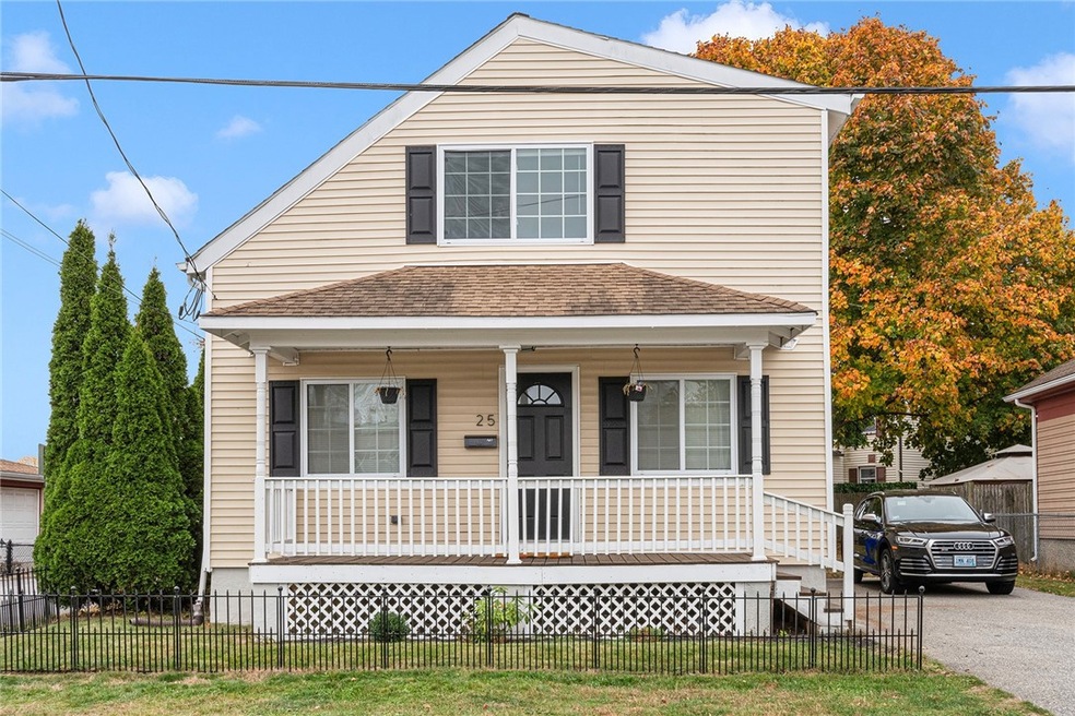 25 Ordway St, Pawtucket, RI 02861 - photo 1