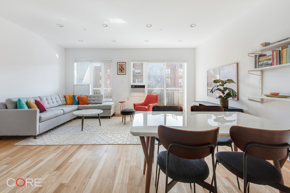 Sold $895,000 • Co-Listing Agent