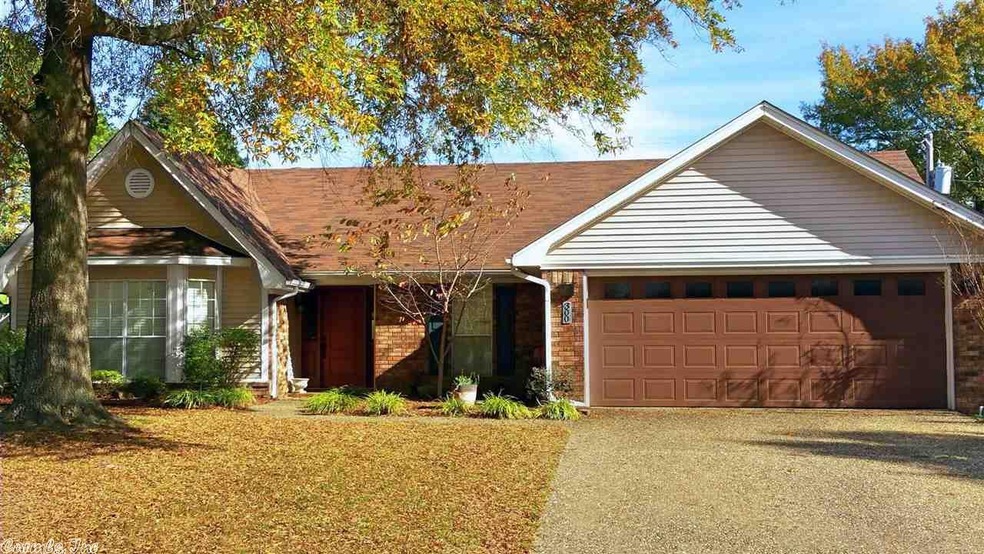 * 300 S. HAMPTON DR *    1851 SqFt
