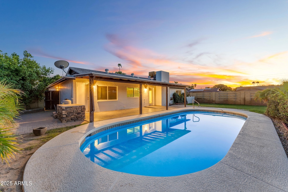 4232 W Ruth Ave, Phoenix, AZ 85051 - photo 1