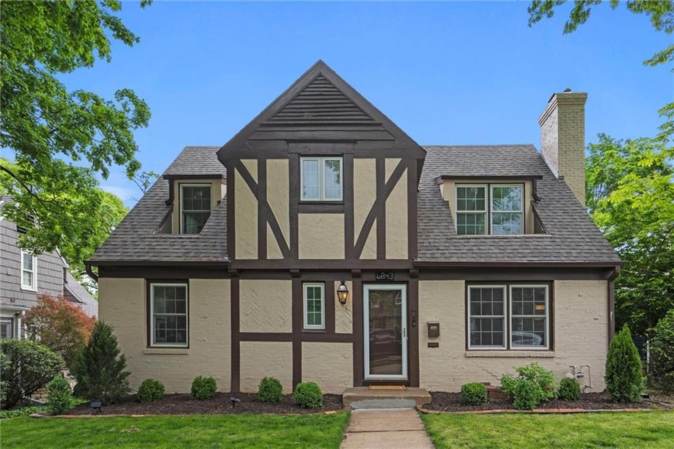 Sold • Co-Listing Agent