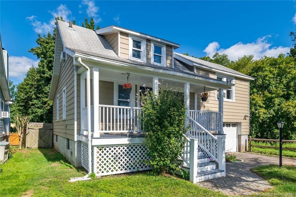 1 Upland St E, Greenwich, CT 06831 - photo 1