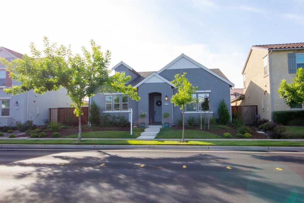 2632 Greger St, Oakdale, CA 95361 - photo 1