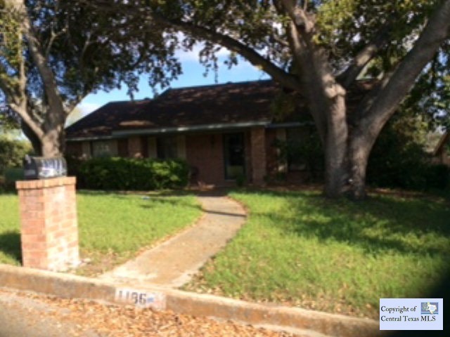1186 Mooncrest, New Braunfels, TX 78130 - photo 1
