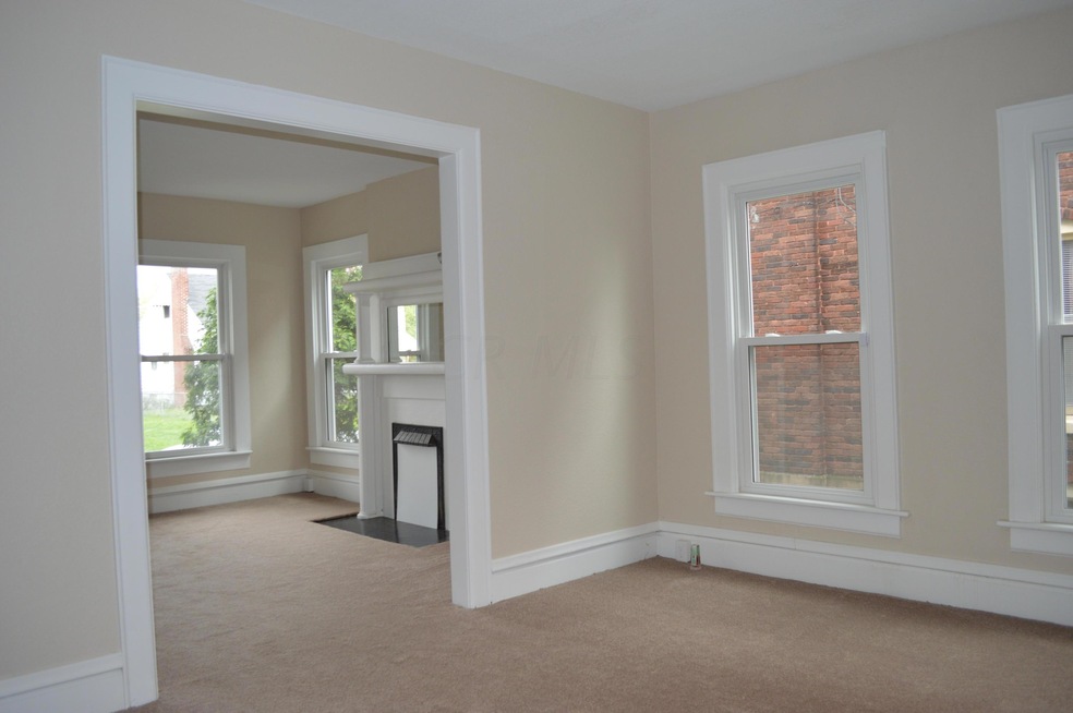 Dining Room- Living Room-DS