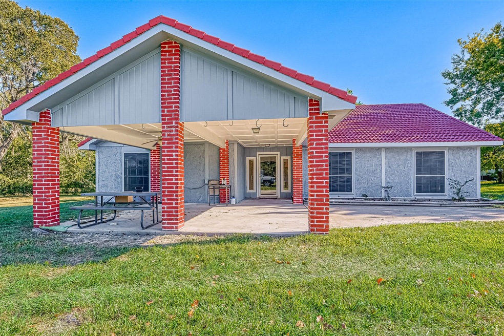 347 Hill Rd, Rosenberg, TX 77471 - photo 1
